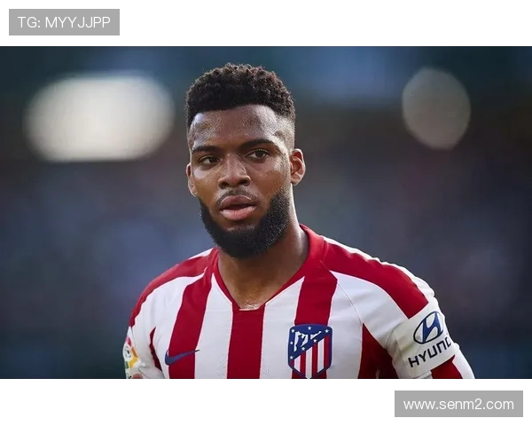 英媒曝前曼联球员虚构美女女友以提升个人形象并融入球队圈子